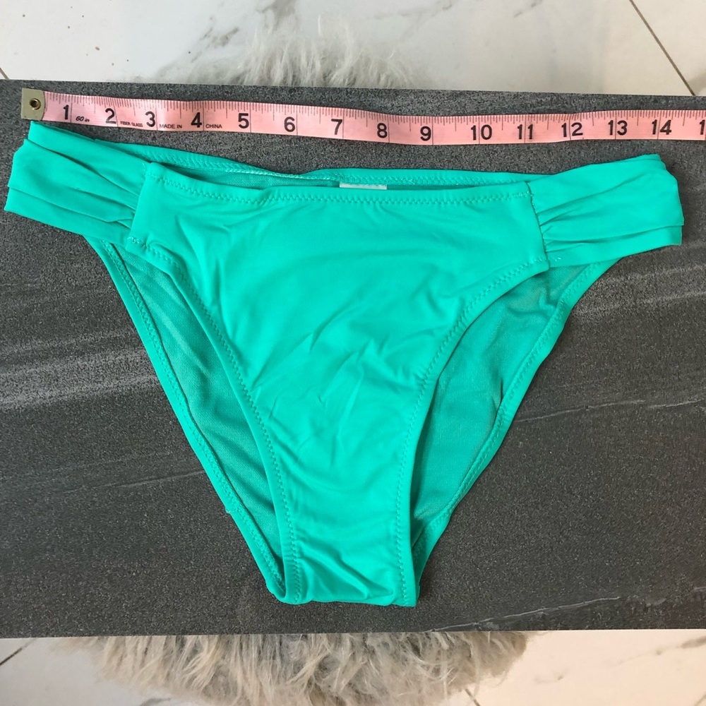 Bikini bottom